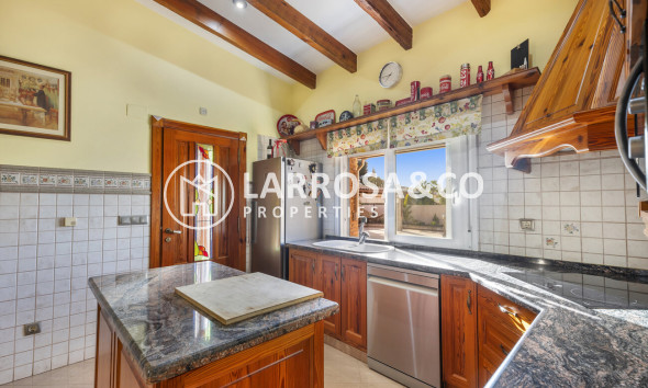 Resale - Detached House/Villa - Torrevieja - Costa Blanca