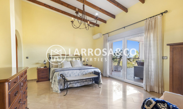 Resale - Detached House/Villa - Torrevieja - Costa Blanca