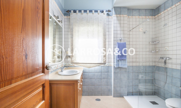 Resale - Detached House/Villa - Torrevieja - Costa Blanca