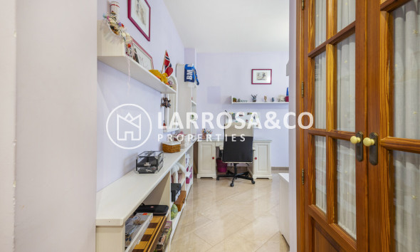 Resale - Detached House/Villa - Torrevieja - Costa Blanca