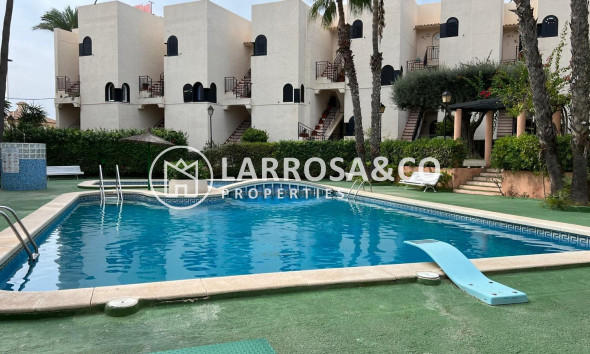 Resale - Apartment - Torrevieja - Miramar - Torre del Moro