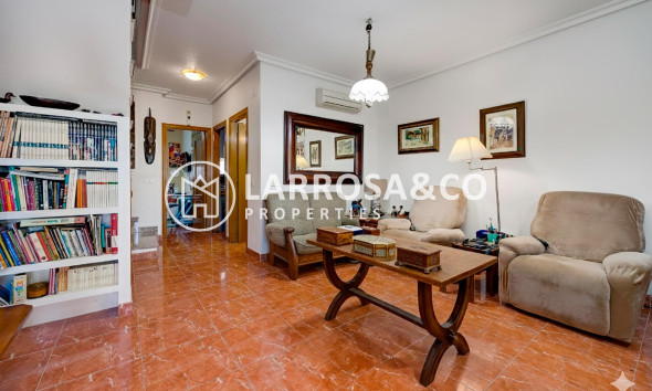 Herverkoop - Villa - Orihuela costa - Costa Blanca