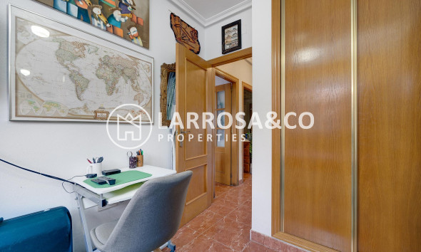 Herverkoop - Villa - Orihuela costa - Costa Blanca