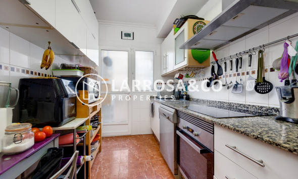 Herverkoop - Villa - Orihuela costa - Costa Blanca