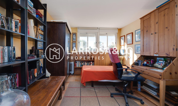 Herverkoop - Villa - Orihuela costa - Costa Blanca