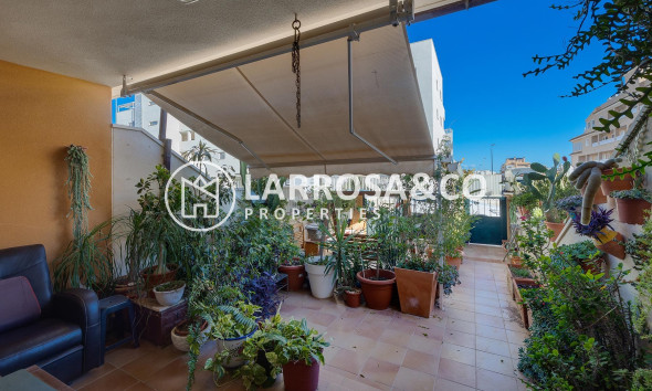 Herverkoop - Villa - Orihuela costa - Costa Blanca