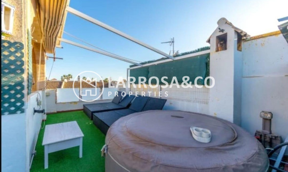 Resale - Semi Detached - Torrevieja - Aguas Nuevas