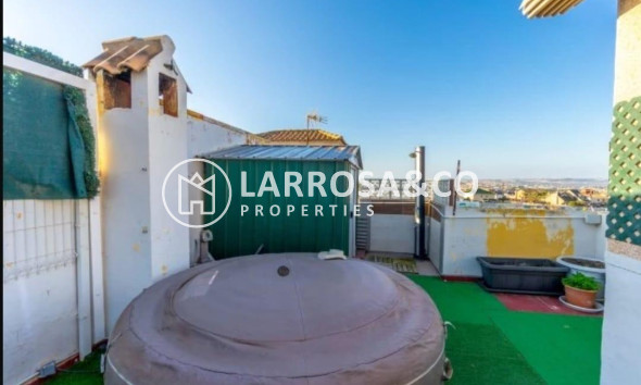 Resale - Semi Detached - Torrevieja - Aguas Nuevas
