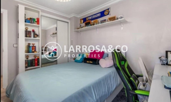 Resale - Semi Detached - Torrevieja - Aguas Nuevas