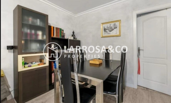 Resale - Semi Detached - Torrevieja - Aguas Nuevas