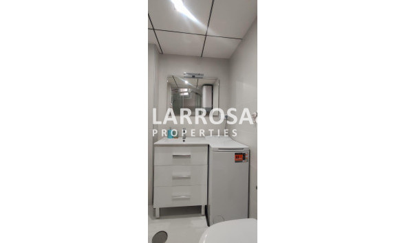 Resale - Apartment - Torrevieja - Cabo cervera