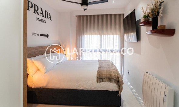 Resale - Apartment - Torrevieja - La veleta