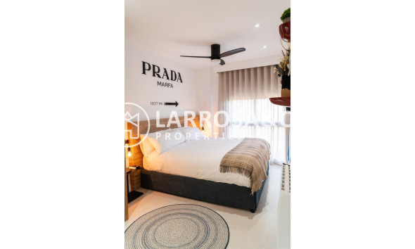 Resale - Apartment - Torrevieja - La veleta