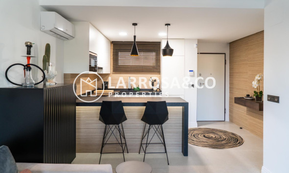 Resale - Apartment - Torrevieja - La veleta