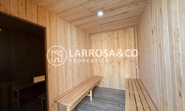 Resale - Apartment - Torrevieja - Centro