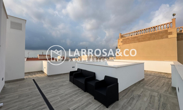 Resale - Apartment - Torrevieja - Centro
