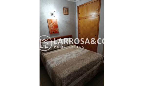 Resale - Apartment - Torrevieja - Cabo cervera