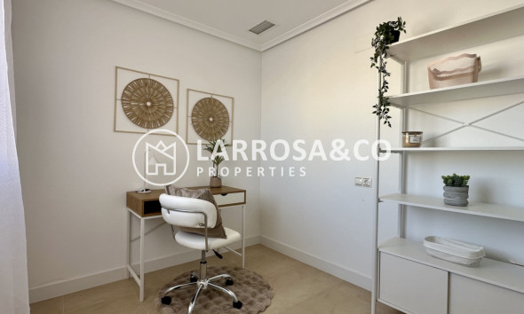 Resale - Apartment - Torrevieja - Costa Blanca