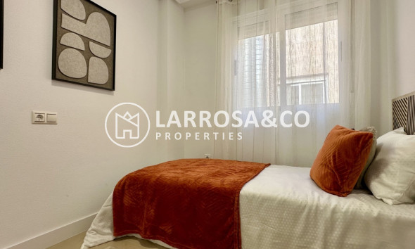 Resale - Apartment - Torrevieja - Costa Blanca