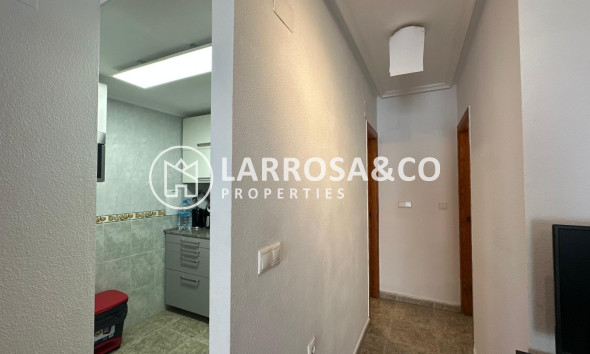 Herverkoop - Apartment - Torrevieja - Estacion de autobuses