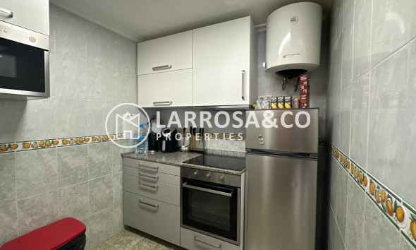 Herverkoop - Apartment - Torrevieja - Estacion de autobuses