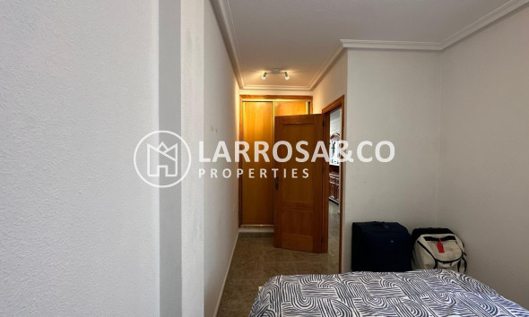 Herverkoop - Apartment - Torrevieja - Estacion de autobuses