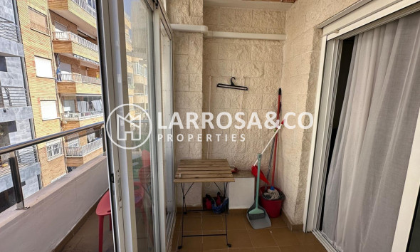 Herverkoop - Apartment - Torrevieja - Estacion de autobuses