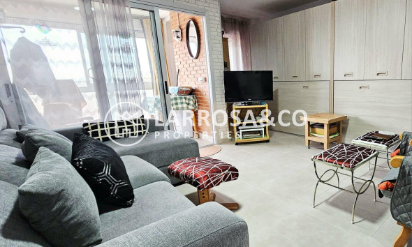Resale - Apartment - Torrevieja - Playa de los Naufragos