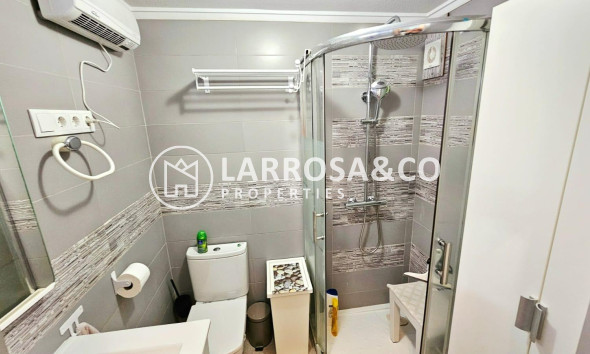 Resale - Apartment - Torrevieja - Playa de los Naufragos