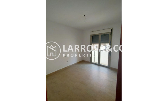 Resale - Apartment - Torrevieja - Estacion de autobuses