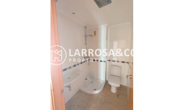 Resale - Apartment - Torrevieja - Estacion de autobuses