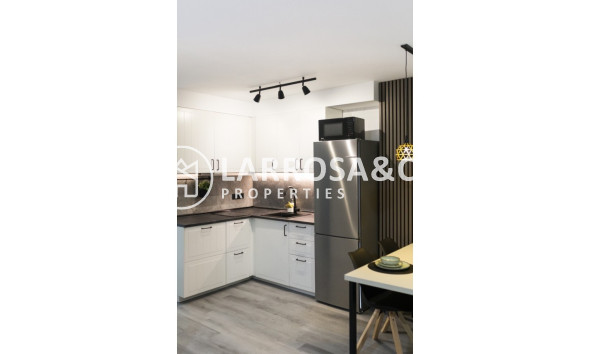 Resale - Apartment - Torrevieja - Costa Blanca