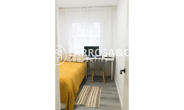 Resale - Apartment - Torrevieja - Costa Blanca