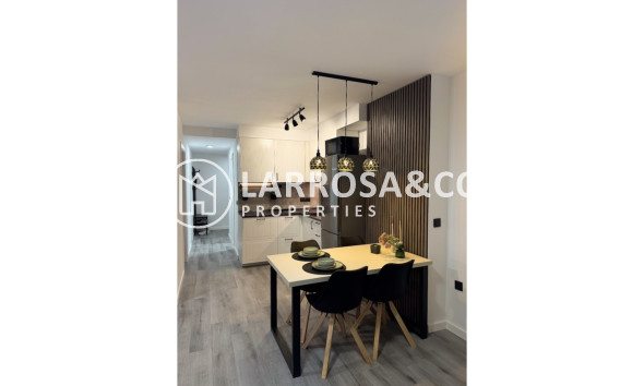 Resale - Apartment - Torrevieja - Costa Blanca