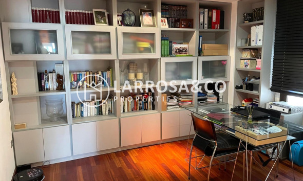 Resale - Bungalow - Torrevieja - Playa del cura