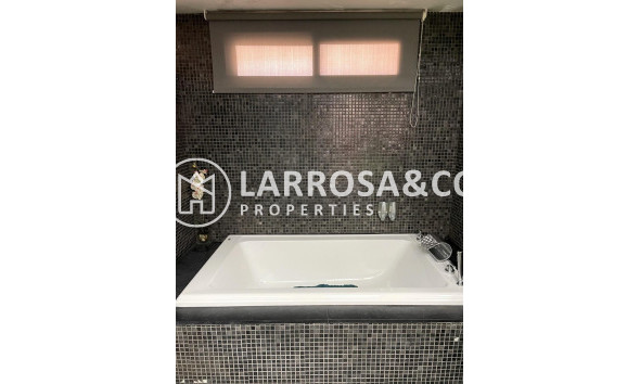 Resale - Bungalow - Torrevieja - Playa del cura