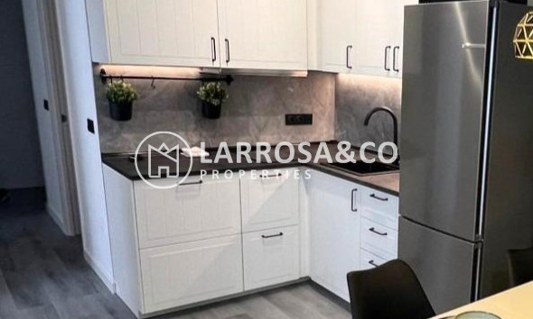 Herverkoop - Apartment - Torrevieja - Curva del Palangre