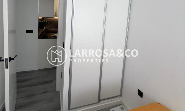 Herverkoop - Apartment - Torrevieja - Curva del Palangre