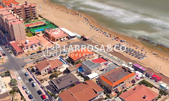 Resale - Semi-detached house - Torrevieja - La Mata