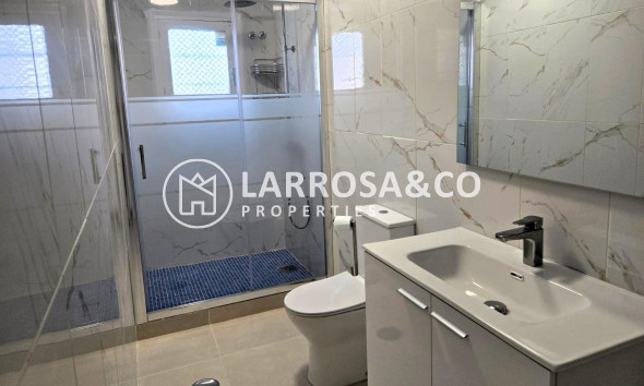 Resale - Semi-detached house - Torrevieja - La Mata