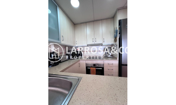 Resale - Apartment - Torrevieja - Los Locos Beach