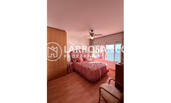 Resale - Apartment - Torrevieja - Los Locos Beach