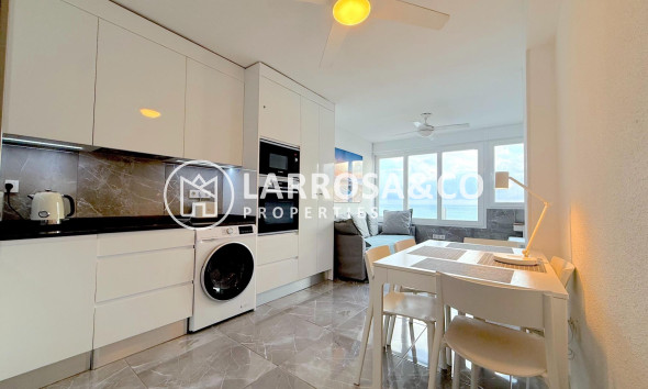 Resale - Apartment - Torrevieja - Cabo cervera