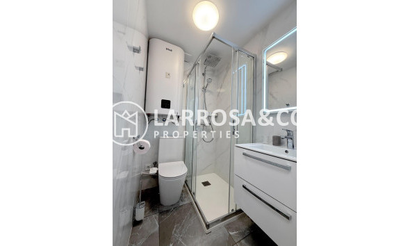 Resale - Apartment - Torrevieja - Cabo cervera