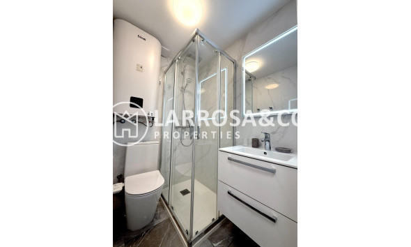 Resale - Apartment - Torrevieja - Cabo cervera