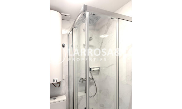 Resale - Apartment - Torrevieja - Cabo cervera