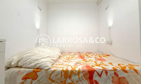 Resale - Apartment - Torrevieja - Cabo cervera