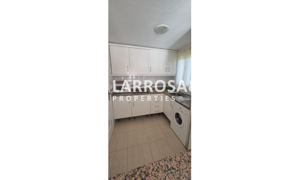 Resale - Apartment - Torrevieja - La Mata