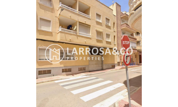 Resale - Apartment - Torrevieja - La Mata