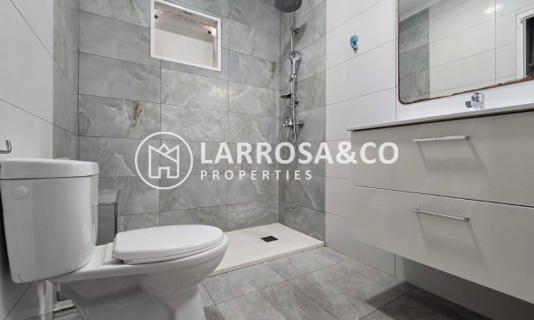 Herverkoop - Villa - Torrevieja - Costa Blanca